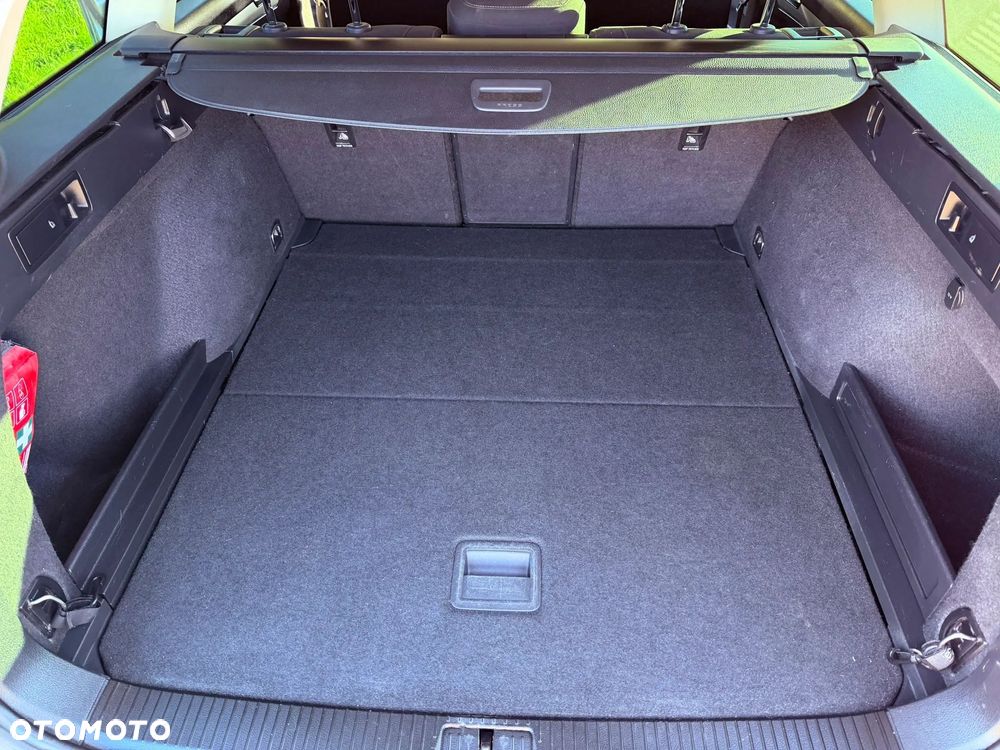 Volkswagen Passat 1.8 TSI BMT Comfortline - 9