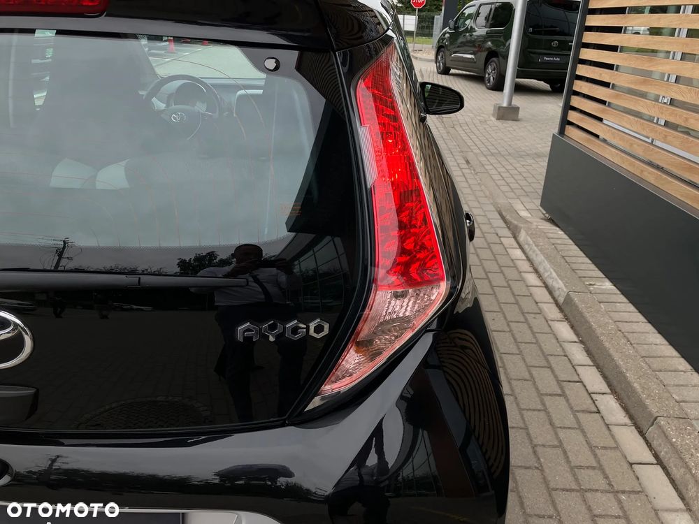 Toyota Aygo x-play - 7