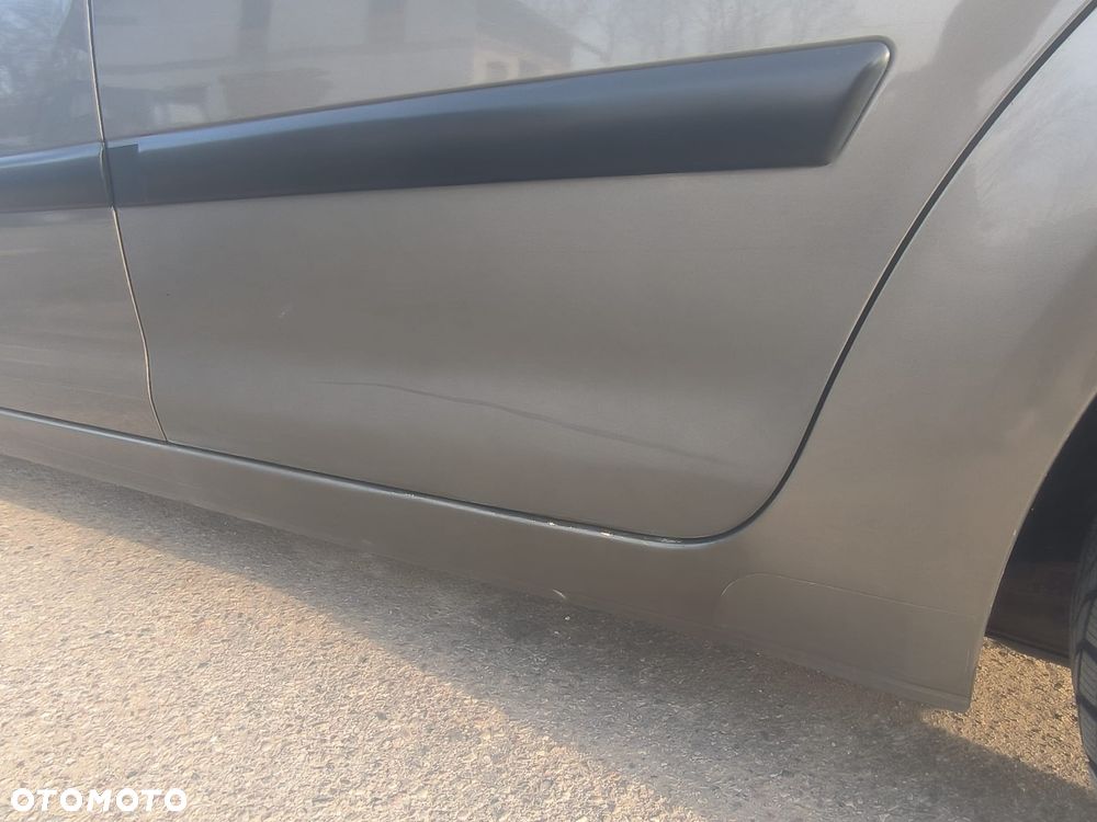 Citroën C4 Picasso - 11