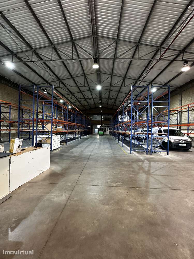 Armazém Zona Industrial da Maia I, sector X - Grande imagem: 2/12