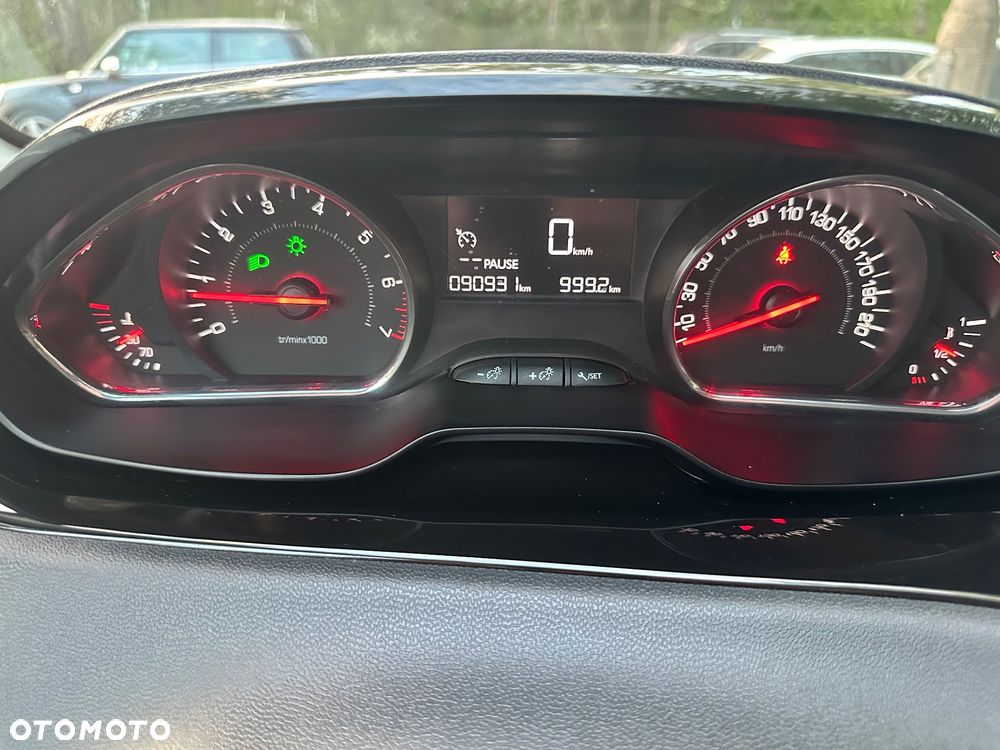 Peugeot 208 1.2 VTi Access - 14