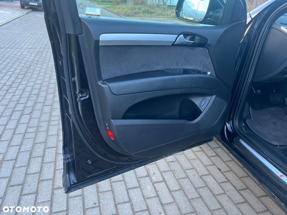 Audi Q7 3.0 TDI DPF clean quattro tiptronic - 27
