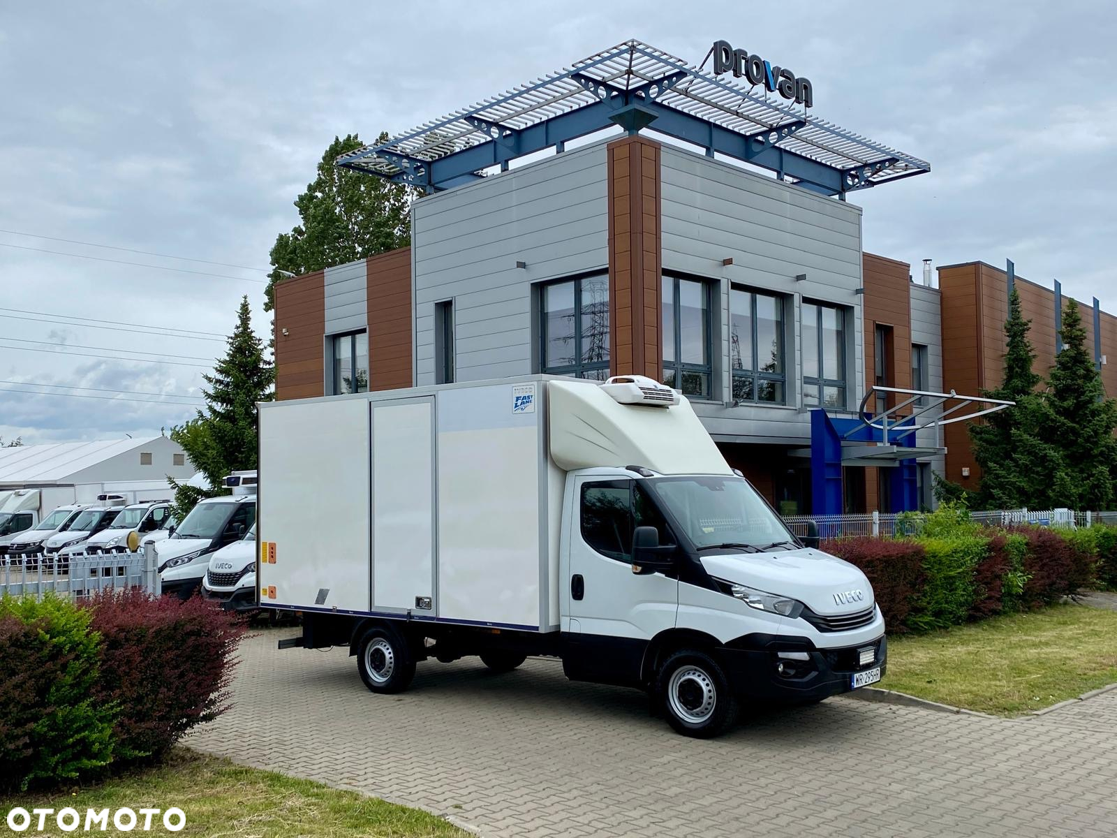 Iveco DAILY 36-160 HI-MATIC CHŁODNIA THERMO KING V300 WINDA ZEPRO - 2