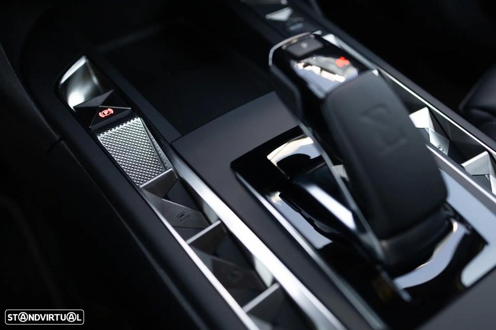 DS DS3 Crossback E-Tense Performance Line - 35