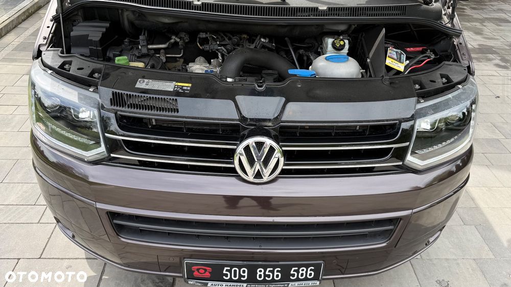 Volkswagen Multivan - 13