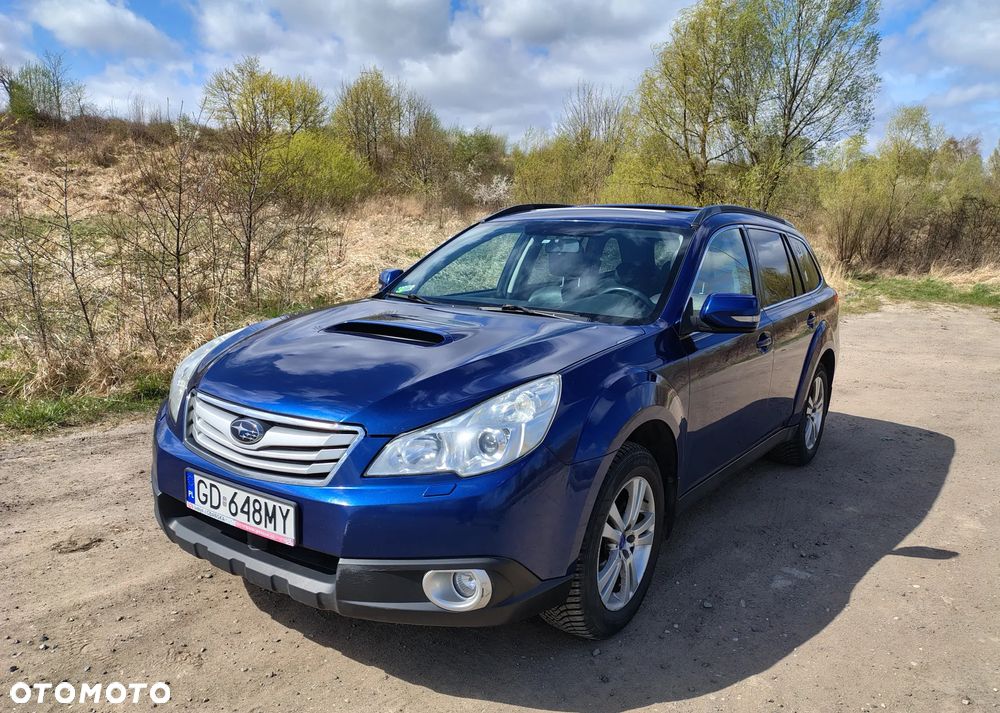 Subaru Outback - 1