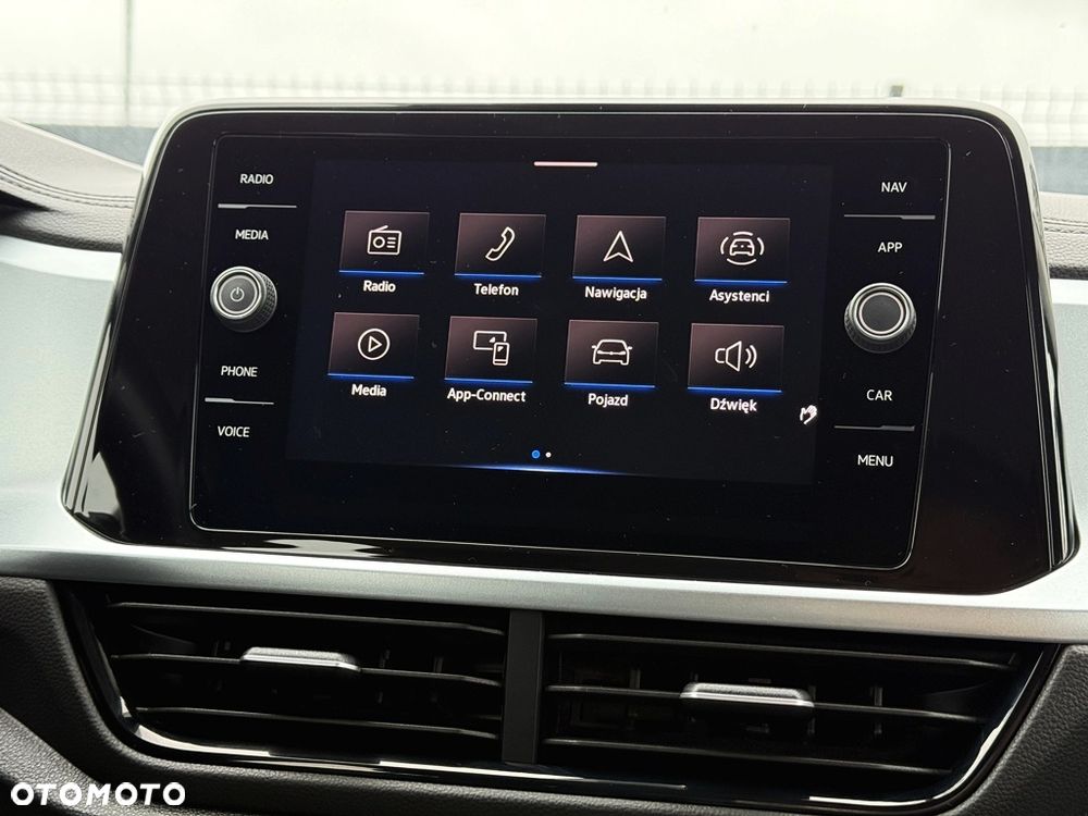 Volkswagen T-Roc - 38