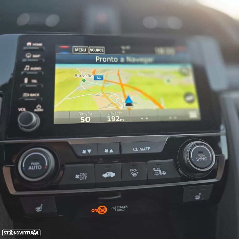 Honda Civic 1.0 i-VTEC Elegance - 16