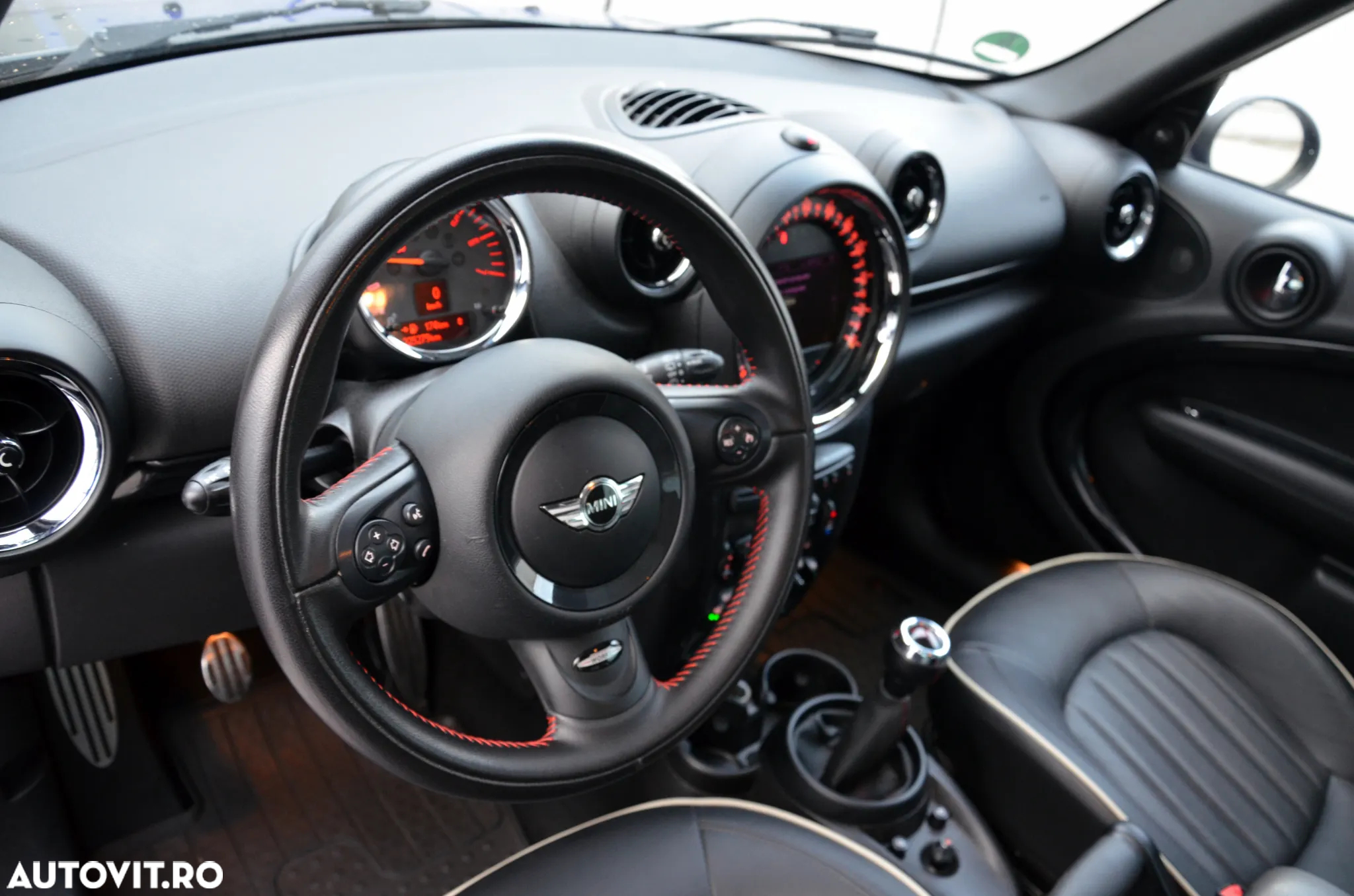 Mini Countryman Cooper SD ALL4 - 25