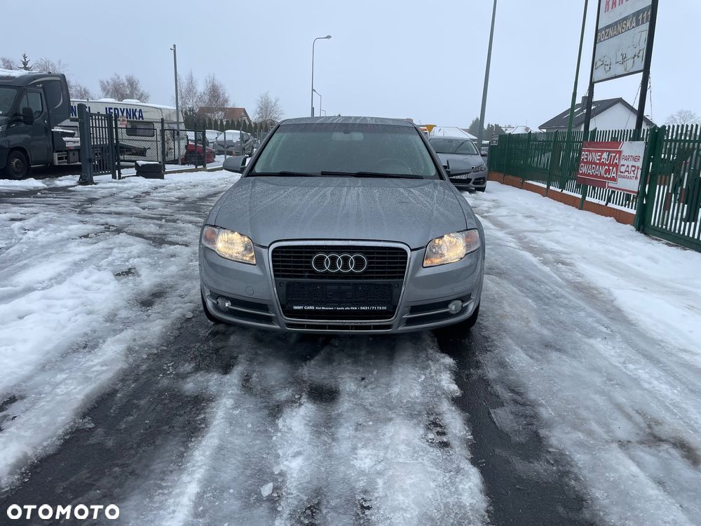 Audi A4 Limousine - 2