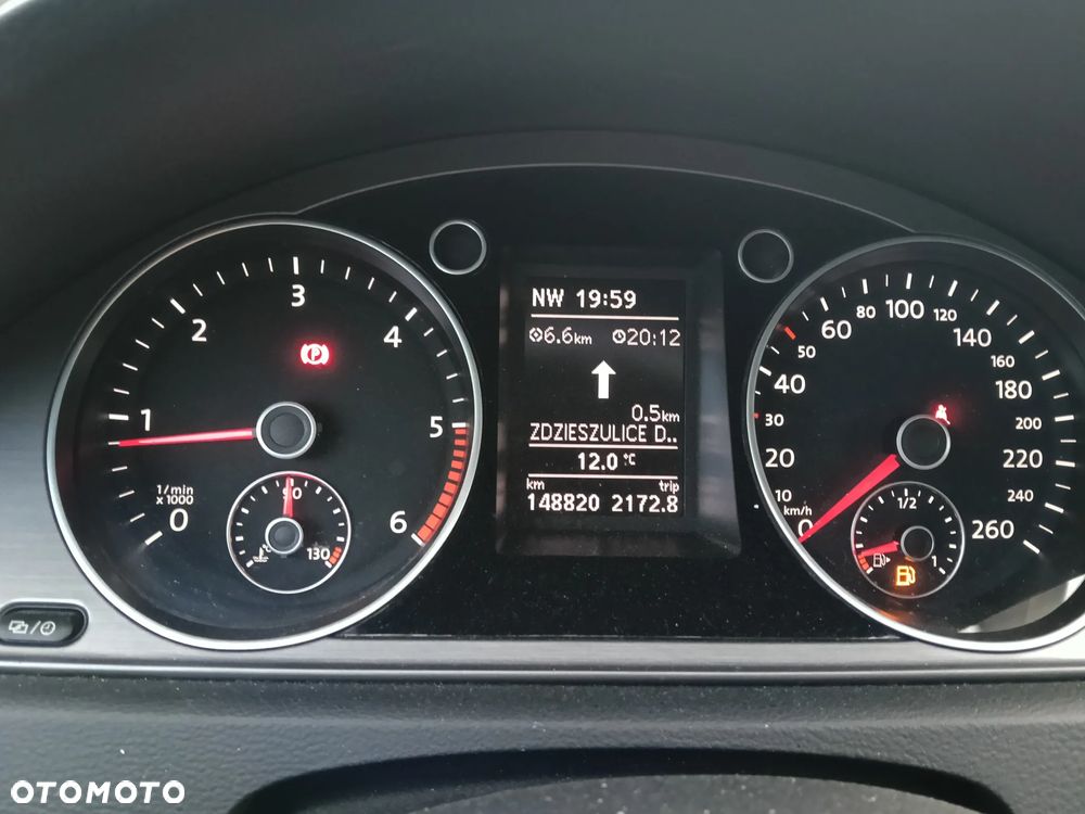 Volkswagen Passat 2.0 TDI Comfortline - 20