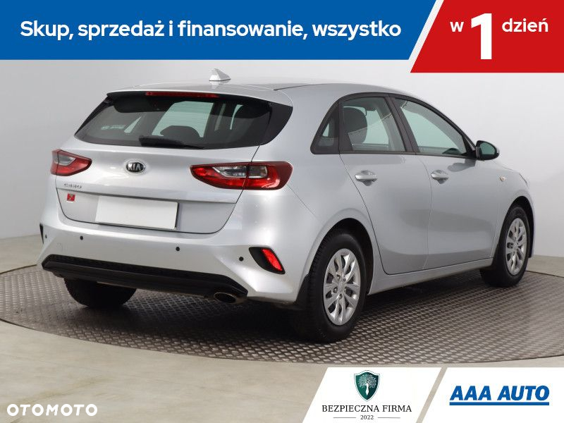 Kia Ceed - 6