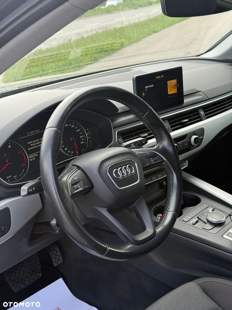 Audi A4 Avant 2.0 TDI S tronic - 5