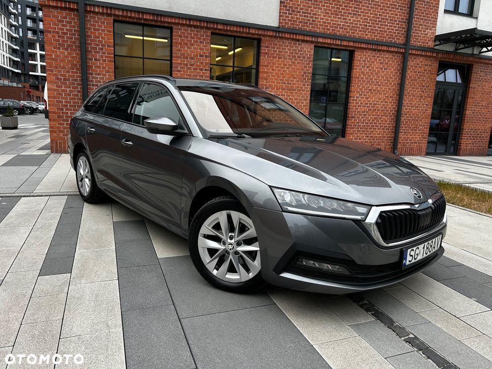 Skoda Octavia 2.0 TDI Ambition DSG - 1