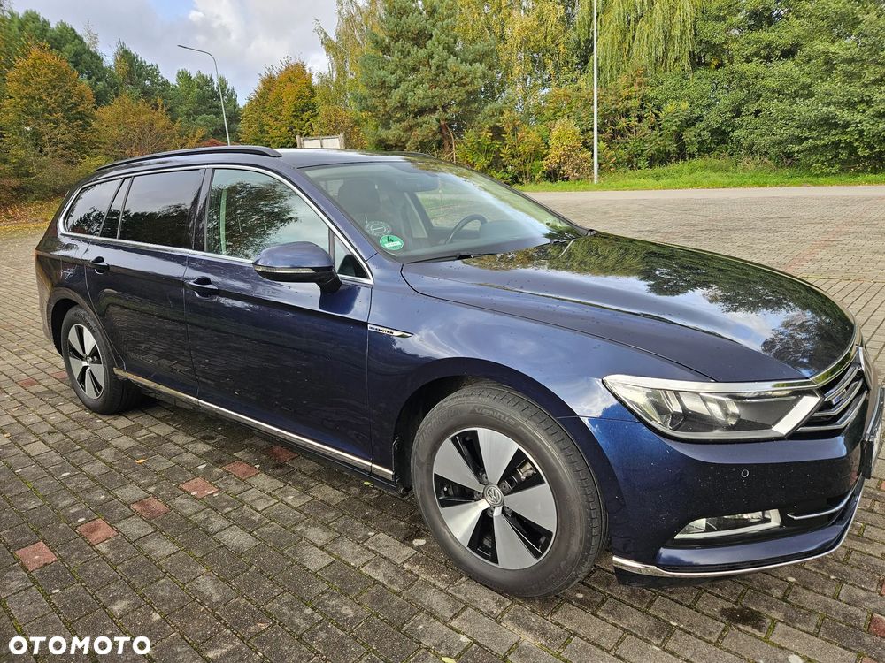 Volkswagen Passat - 17