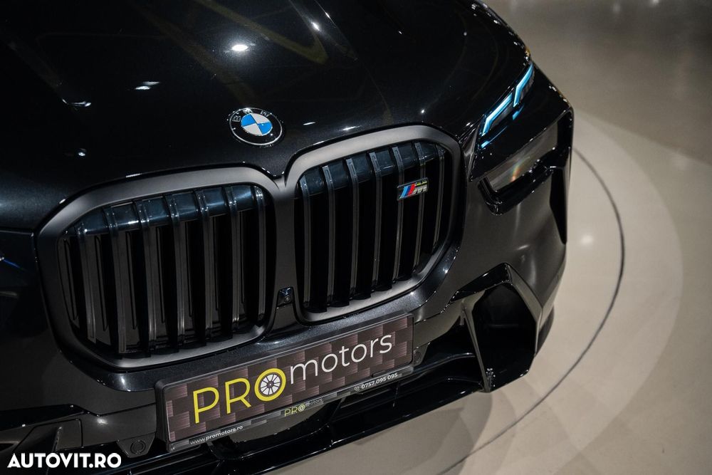 BMW X7 M60i xDrive AT MHEV - 12