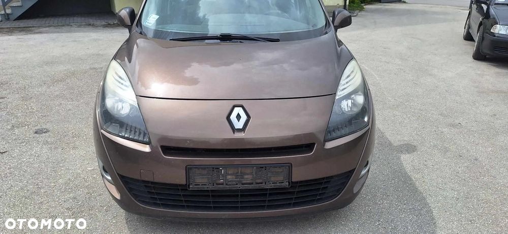 Renault Scenic III 1,9DCI 130KM wentylator chłodnic - 1