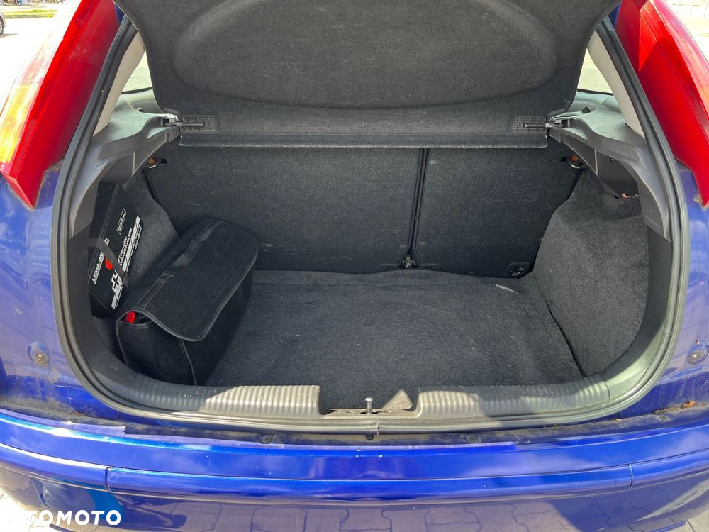 Ford Focus ST170 - 13