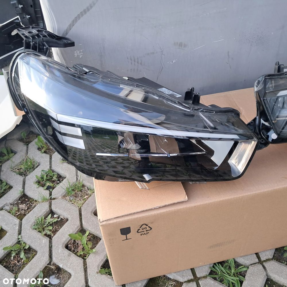 Lampy lewa + prawa Opel Corsa F Lift full led 2szt  przód przednie 9869000080 9868999680 - 2