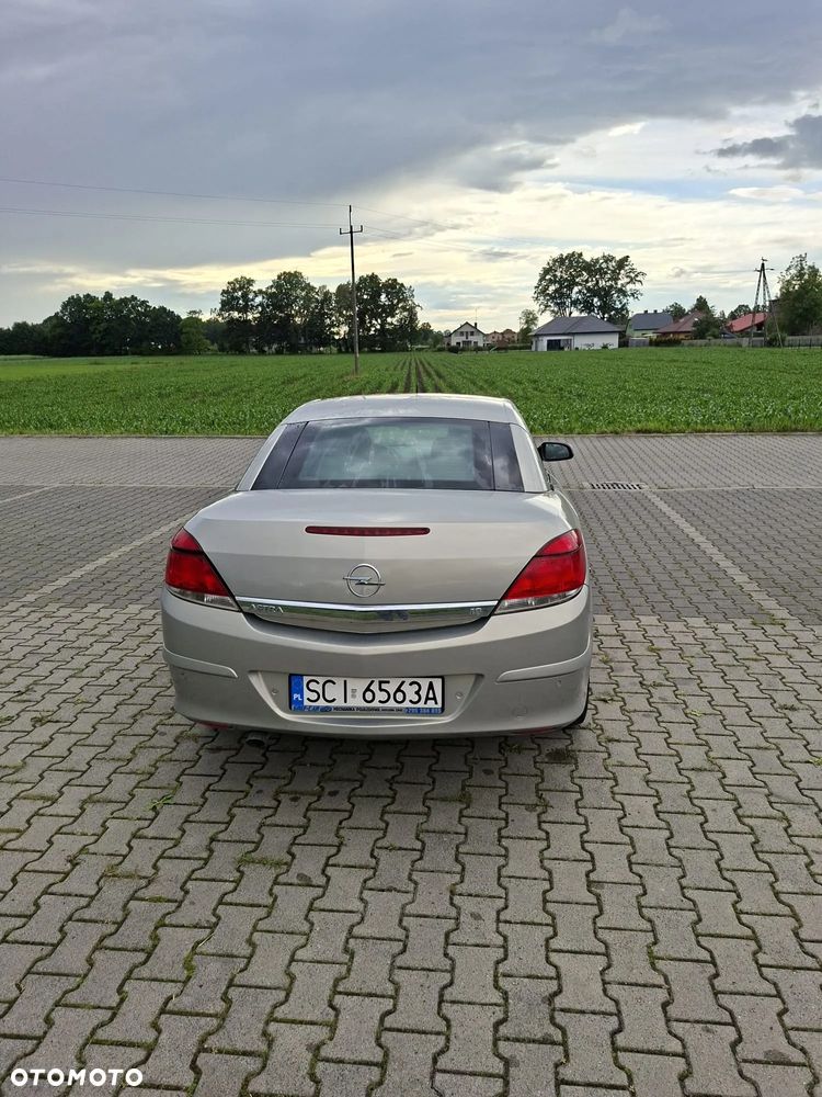 Opel Astra 1.8 Cosmo - 4