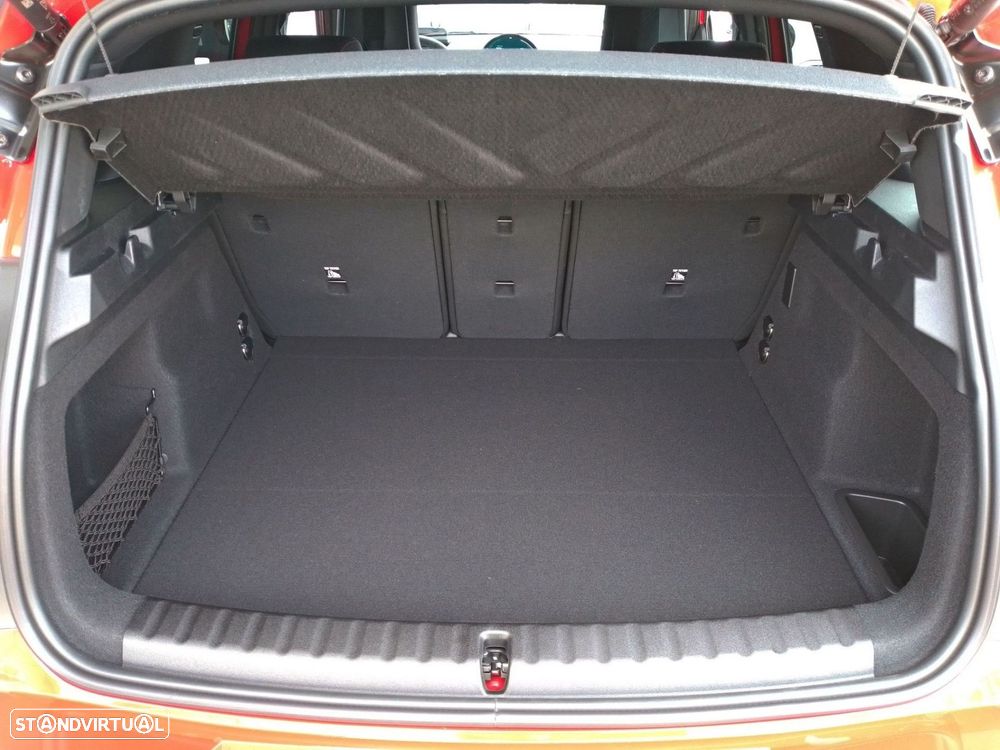 MINI Countryman E JCW L - 24