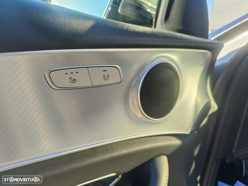 Mercedes-Benz E 300 - 5