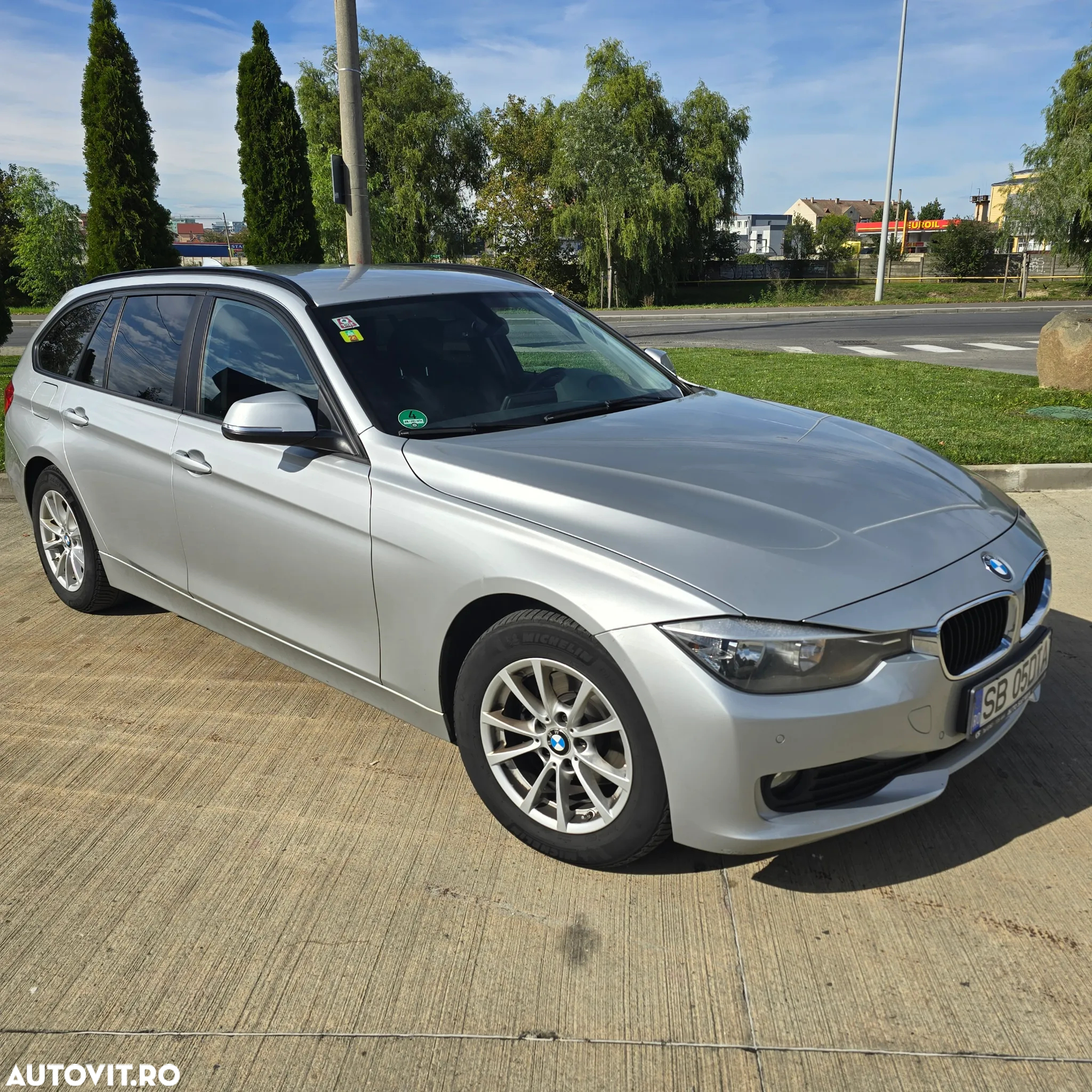 BMW Seria 3 318d xDrive Touring Modern Line - 3
