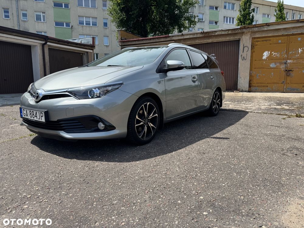 Toyota Auris 1.6 D-4D Premium - 13