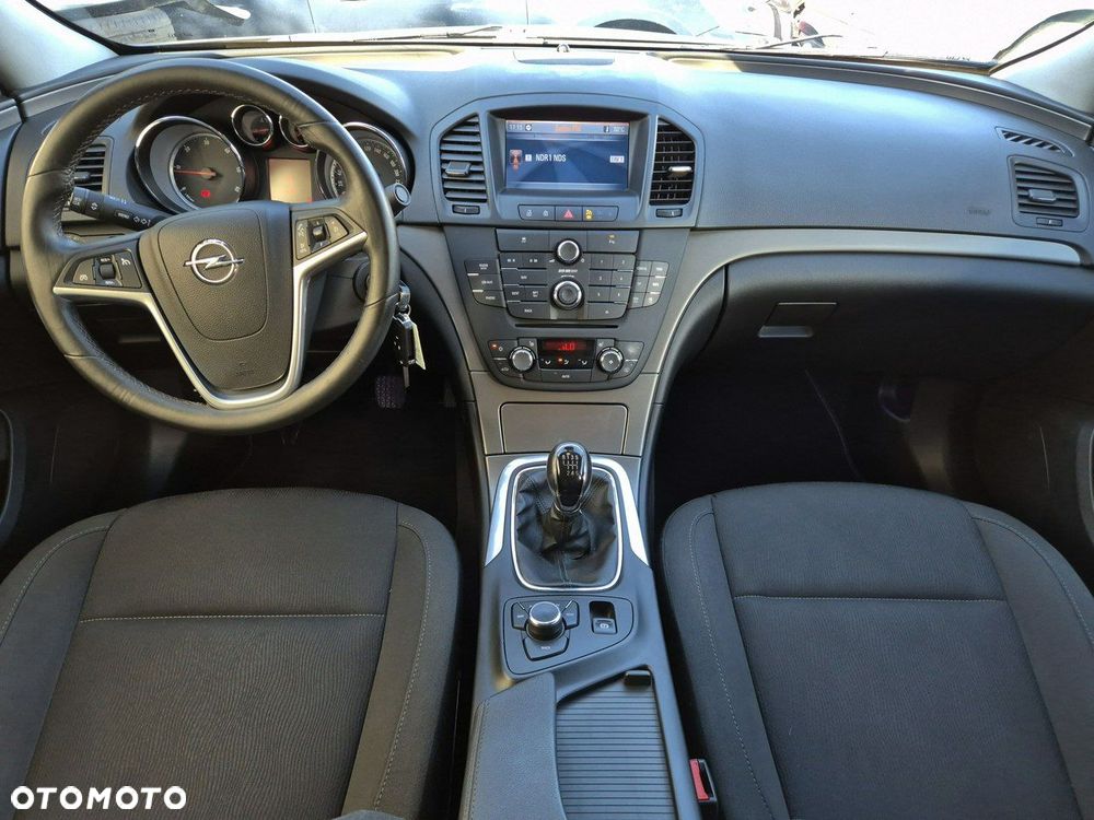 Opel Insignia - 19
