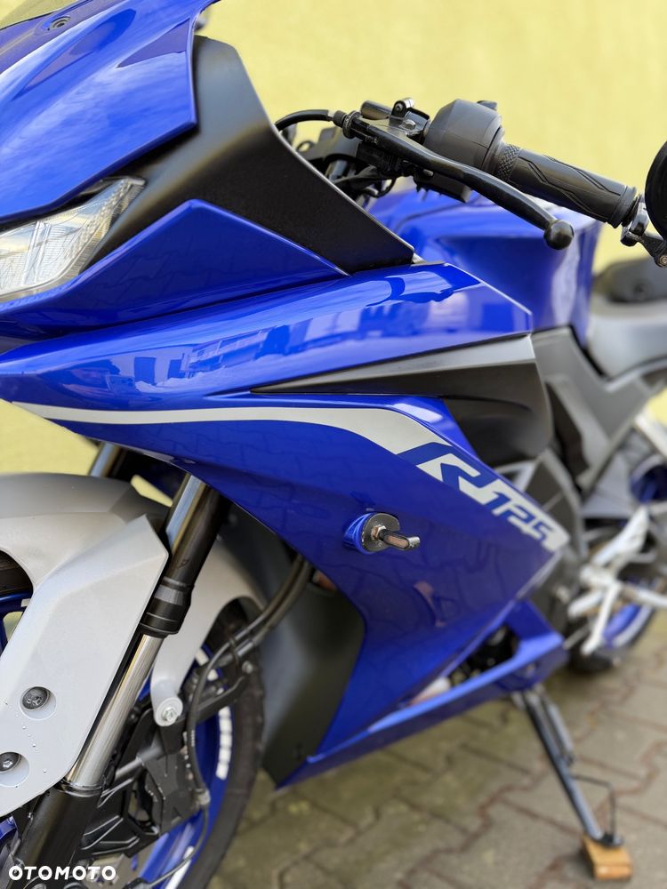 Yamaha YZF - 31