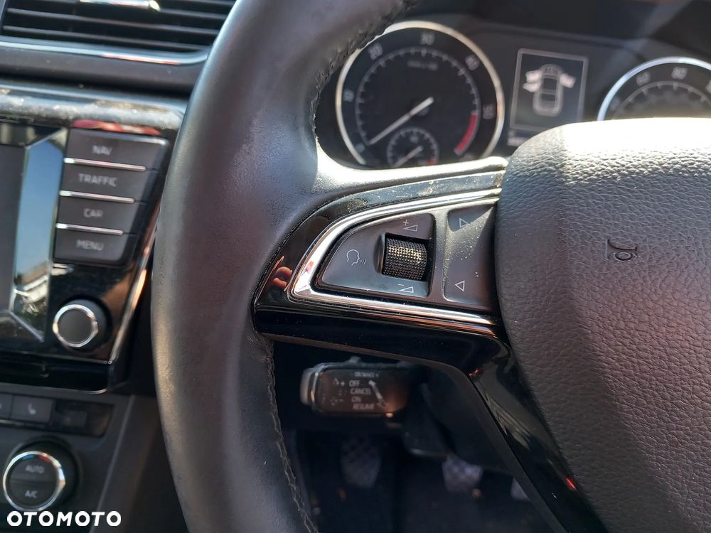 SKODA SUPERB III KIEROWNICA SKÓRA 3 RAMIONA MULTUFUNKCJA - 8