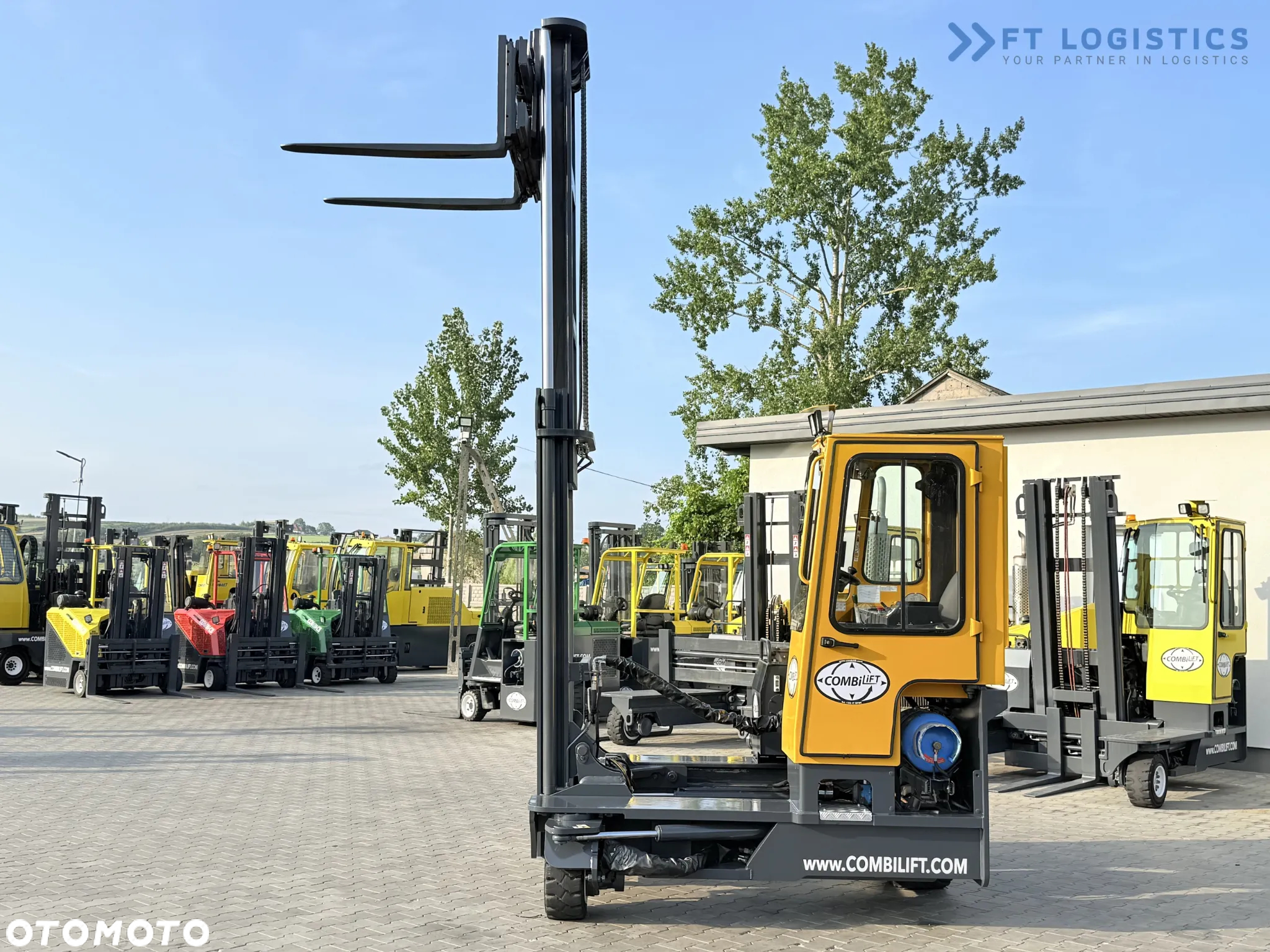 Combilift WÓZEK CZTEROKIERUNKOWY - WIELOKIERUNKOWY C4000 / GAS / DUPLEX 4500MM /JEDYNE 6604 MOTOGODZIN /  PRZESUW WIDEŁ / PEŁNA KABINA / STAN IDEALNY / Szeroka oferta wózków czterokierunkowych i bocznych, dopasowanych do różnorodnych potrzeb i zastosowań - 34