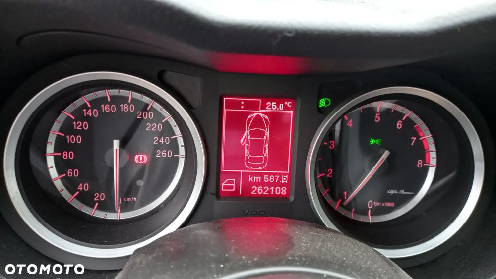 Alfa Romeo 159 1.9JTS Distinctive - 2