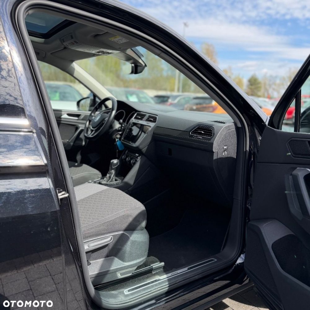 Volkswagen Tiguan - 34