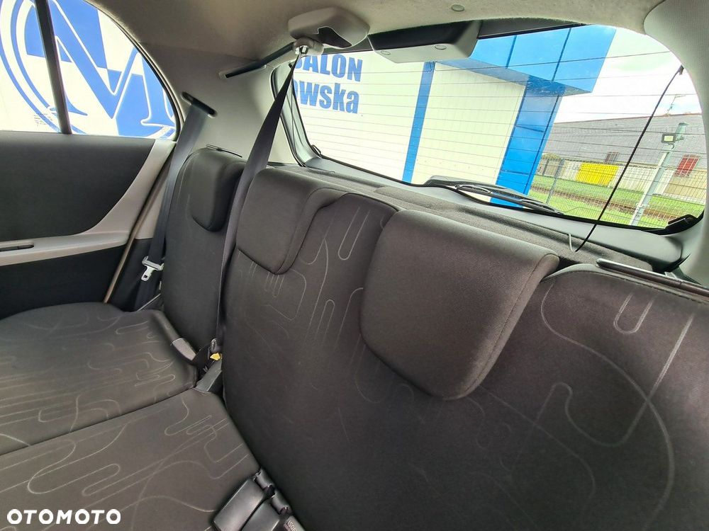 Toyota Yaris 1.0 Luna A/C - 21