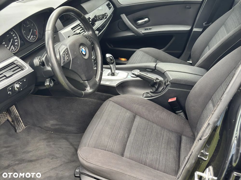 BMW Seria 5 520d - 9