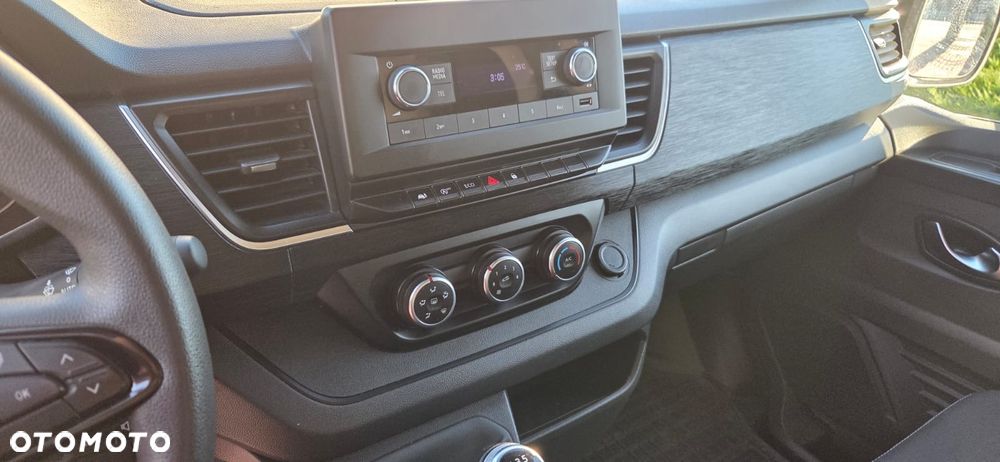 Renault Trafic - 11