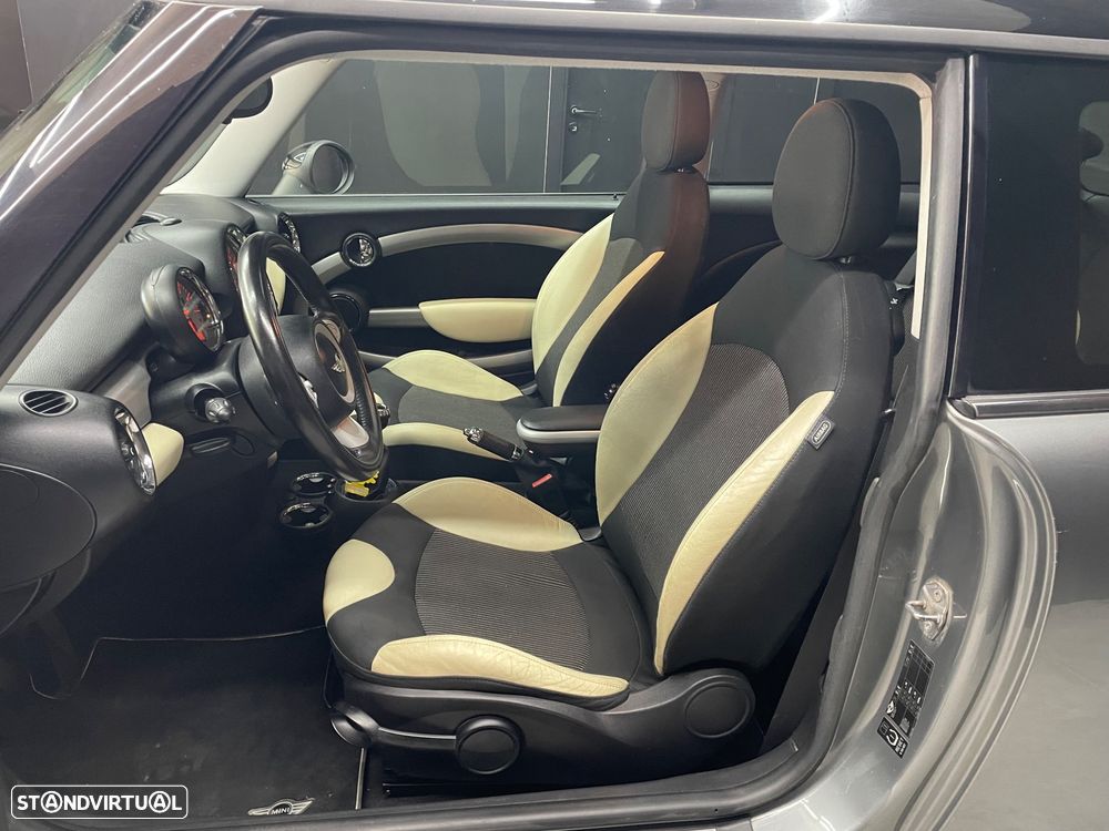 MINI 3 Portas Cooper D - 8