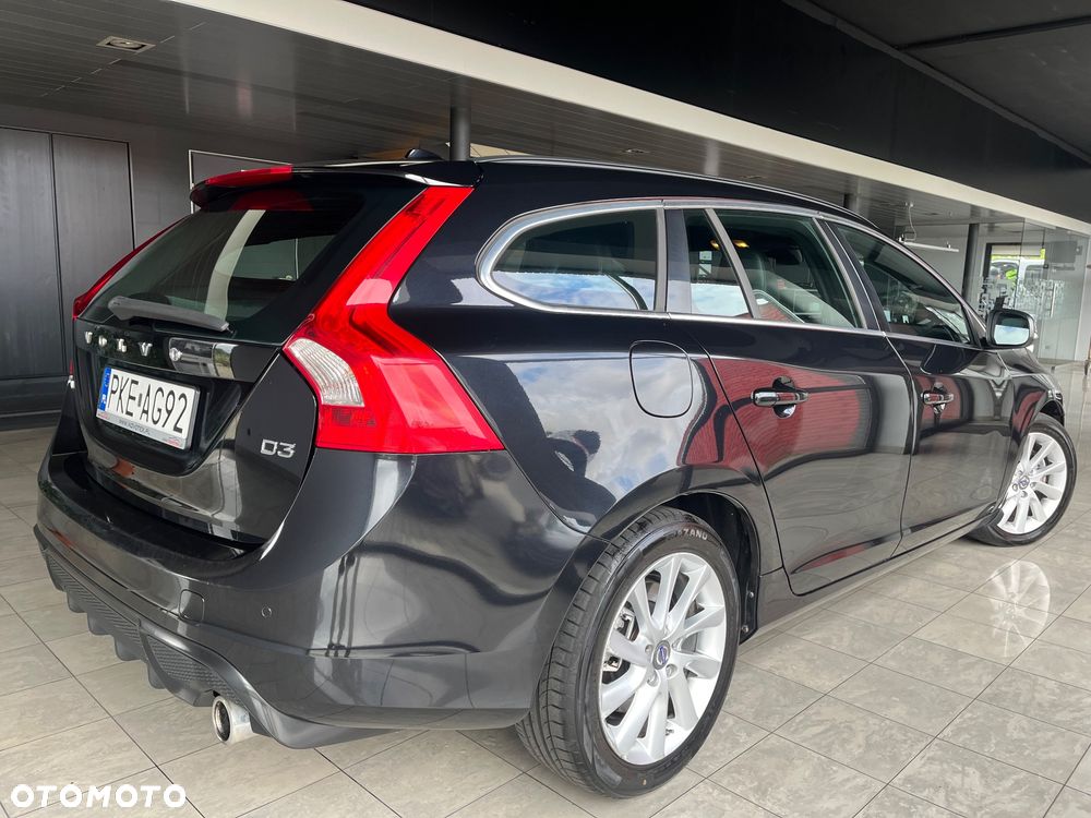 Volvo V60 D3 Summum - 3