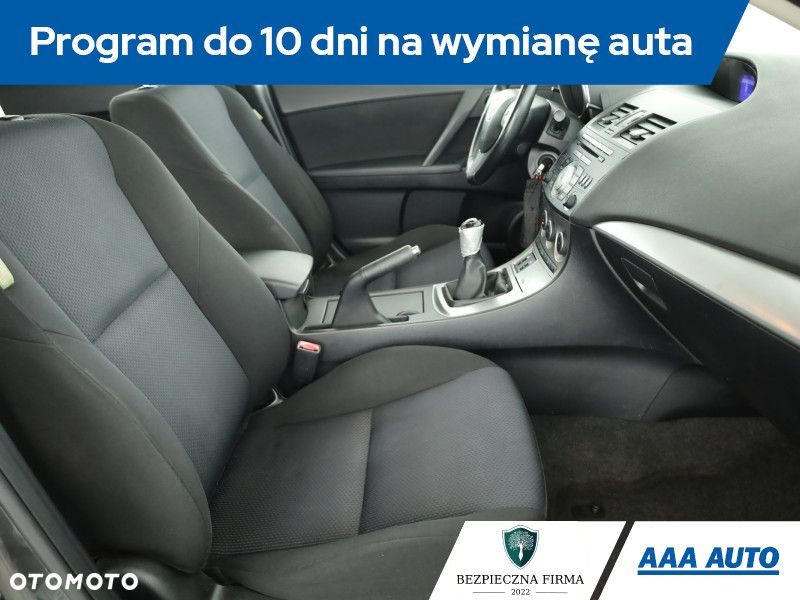 Mazda 3 - 8