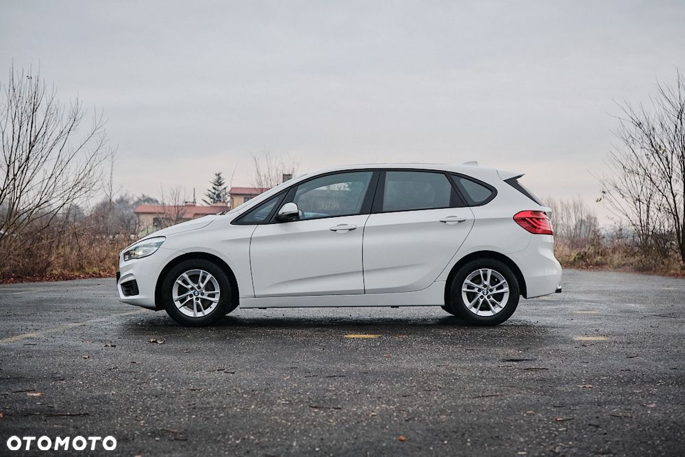 BMW Seria 2 218i - 12