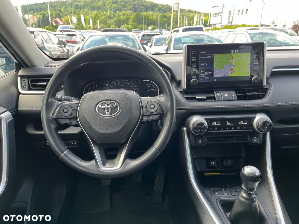 Toyota RAV4 2.0 Comfort 4x2 - 11