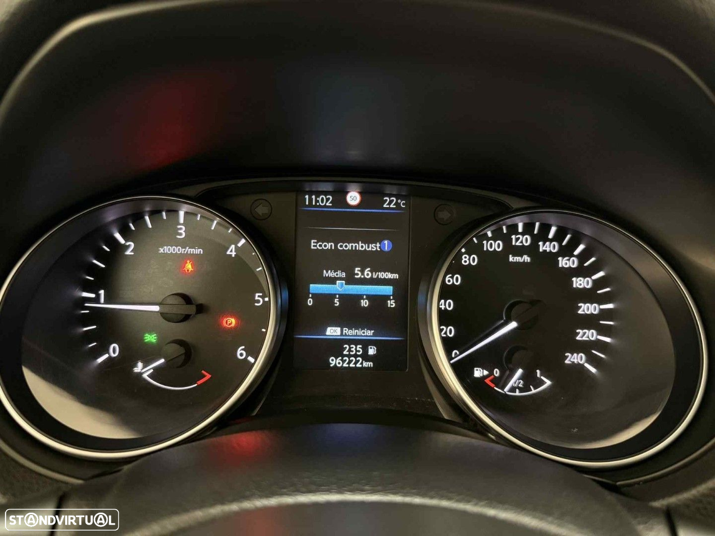 Nissan Qashqai 1.5 dCi N-Connecta - 15
