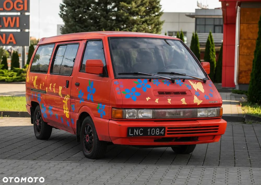 Nissan Vanette - 1