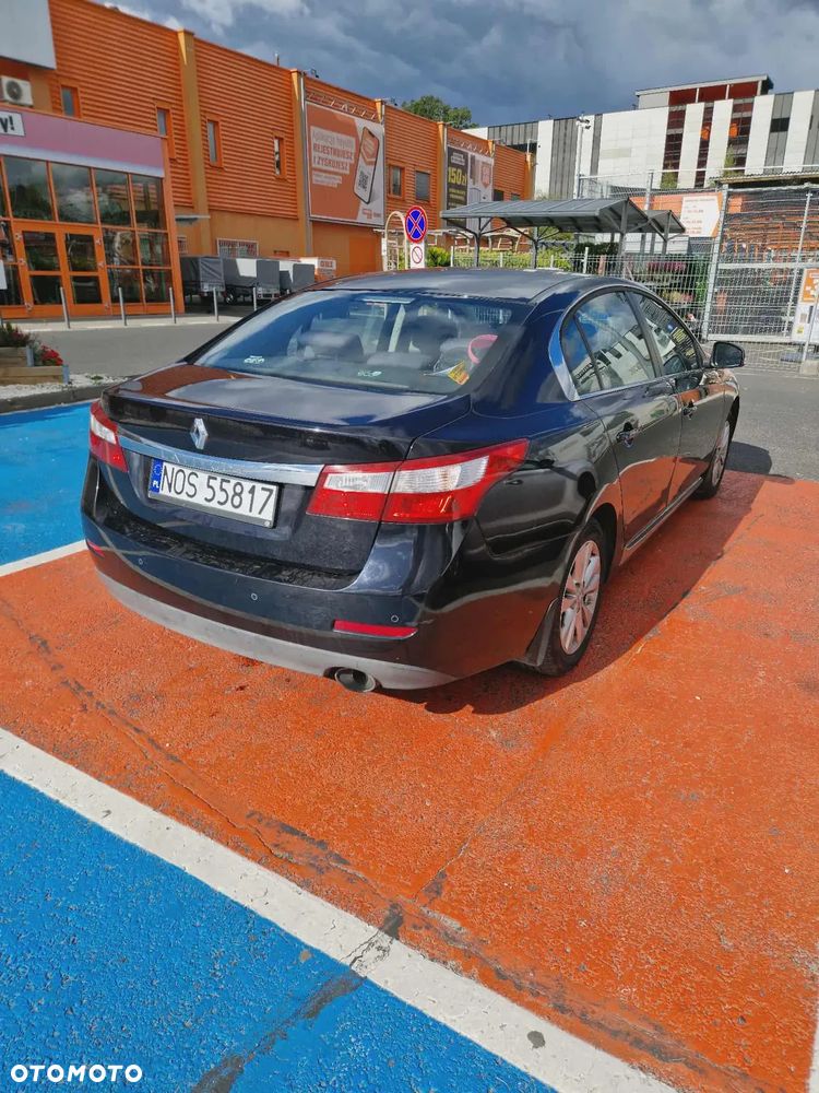 Renault Latitude 2.0 16V - 5