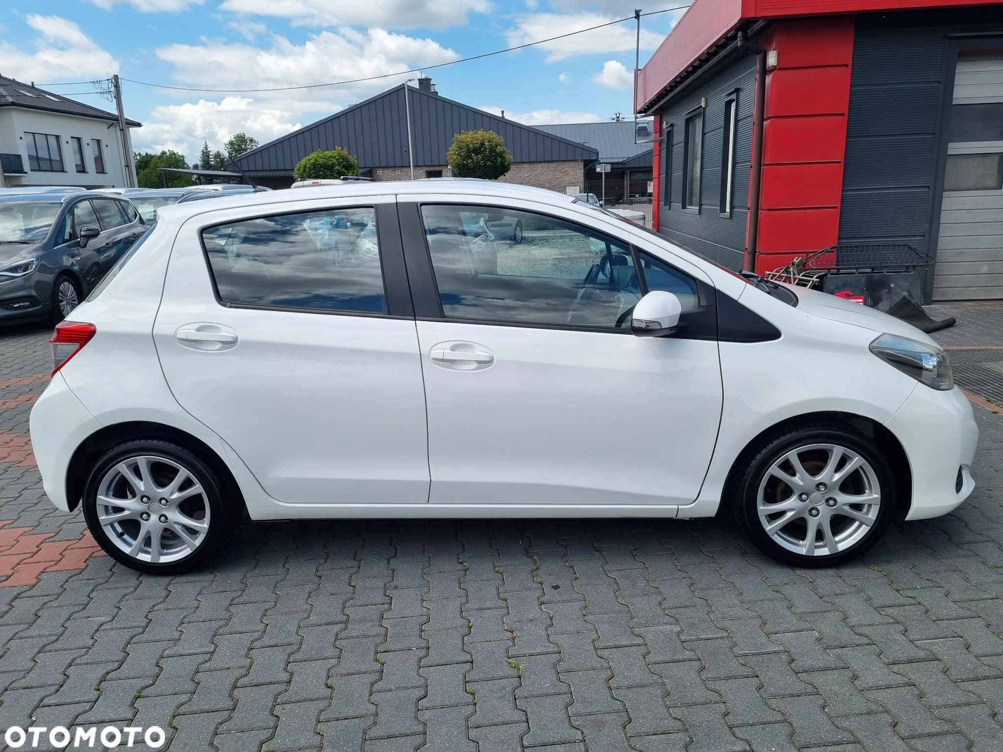 Toyota Yaris 1.0 Active - 5