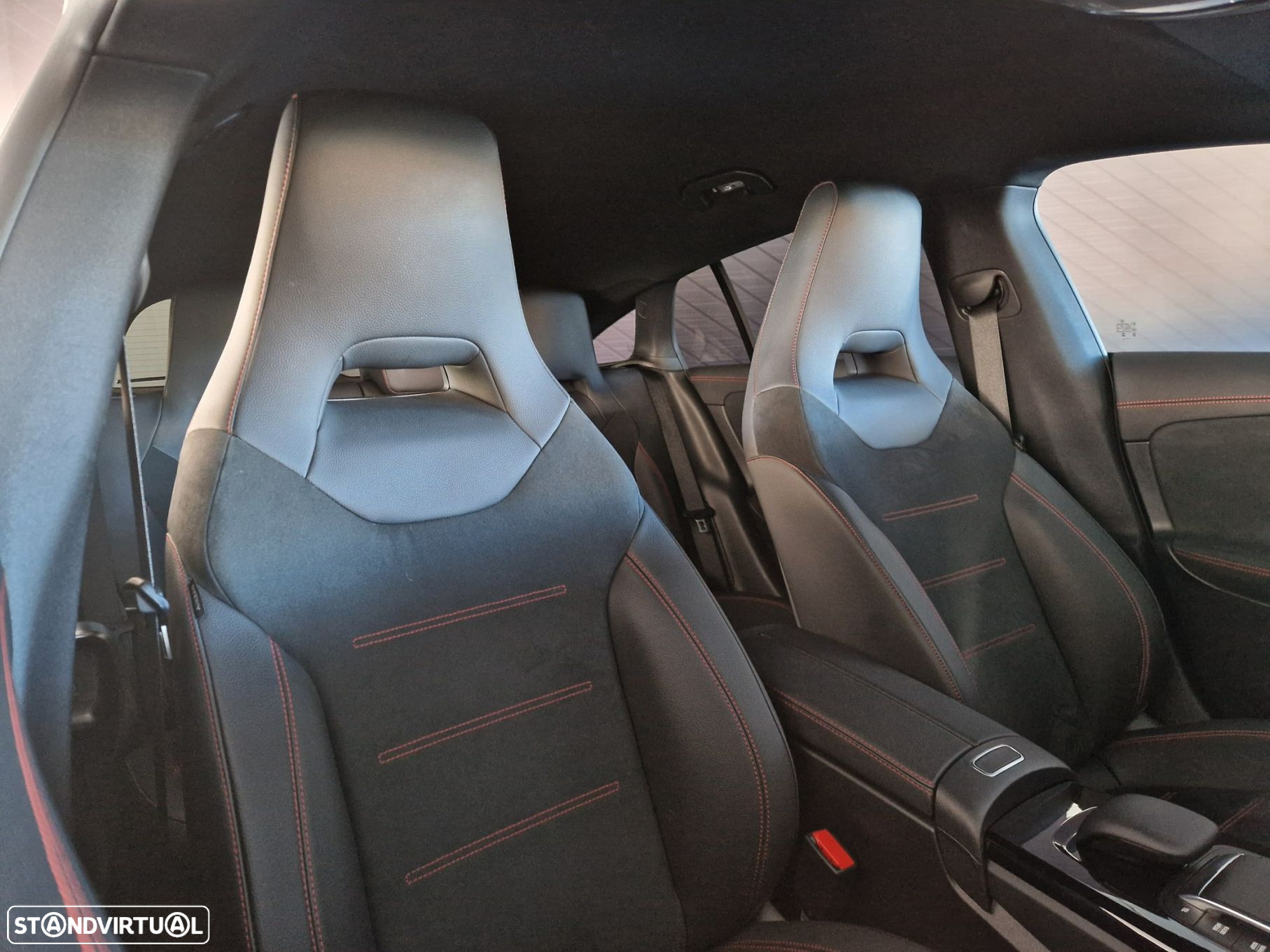 Mercedes-Benz CLA 200 Shooting Brake AMG Line Aut. - 13