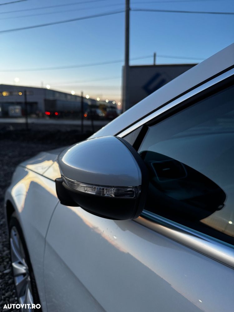 Volkswagen Passat CC 2.0 TDI BlueMotion Technology DSG - 32