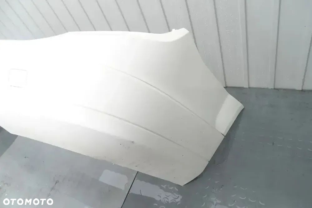 Mercedes C Klasa W204 Zderzak tyl C650 - 4