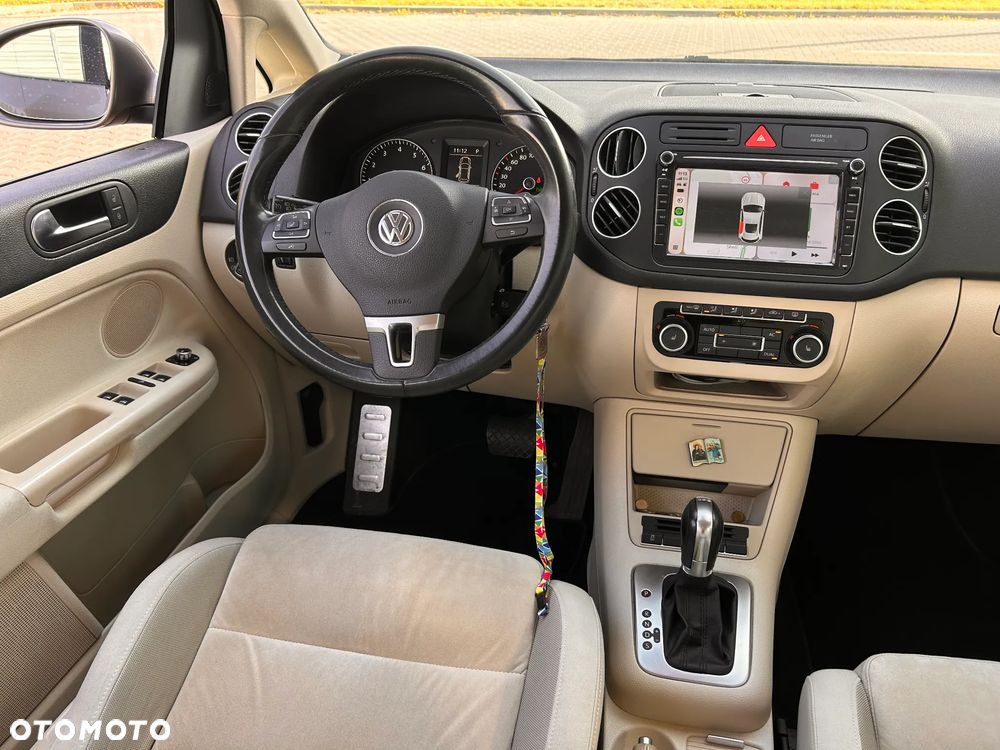 Volkswagen Golf Plus - 32